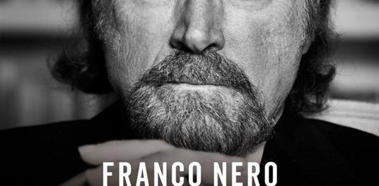 la copertina di Django e gli__ altri di Franco Nero